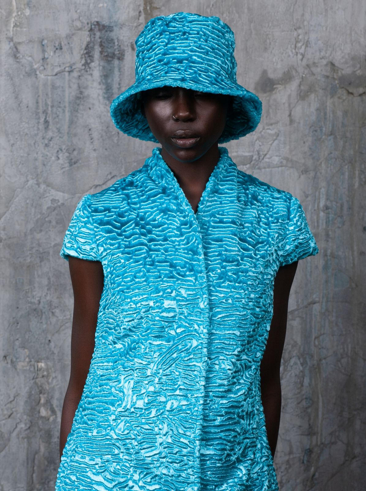 Photo #2 - Bucket hat eco fur Tissavel - astrakhan aquamarine