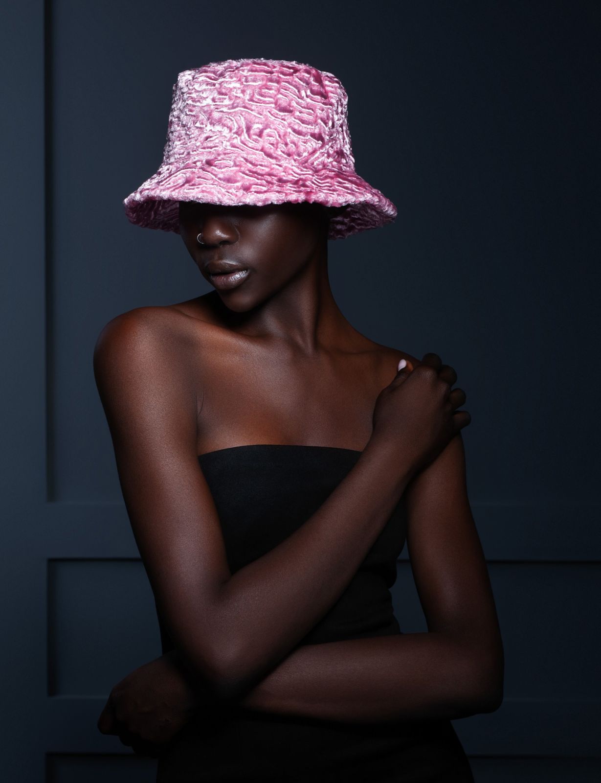 Photo #1 - Bucket hat eco fur Tissavel - astrakhan quartz