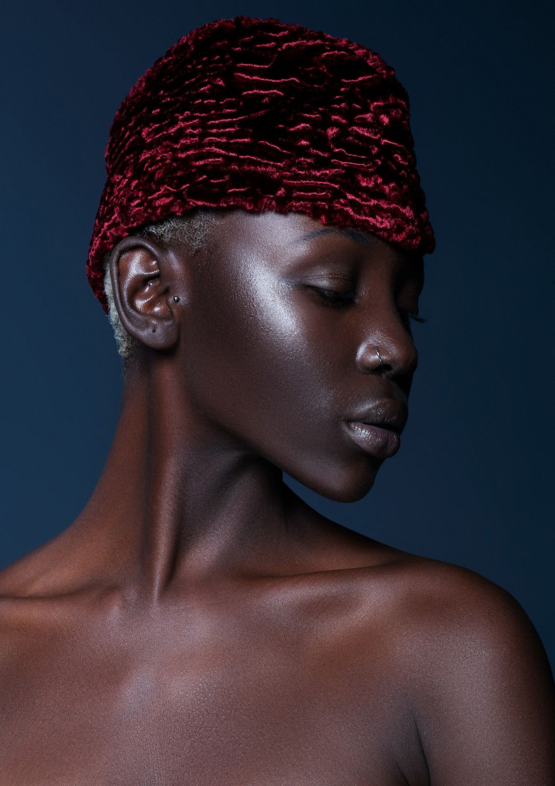 Photo #1 - Forage cap eco fur Tissavel - astrakhan garnet