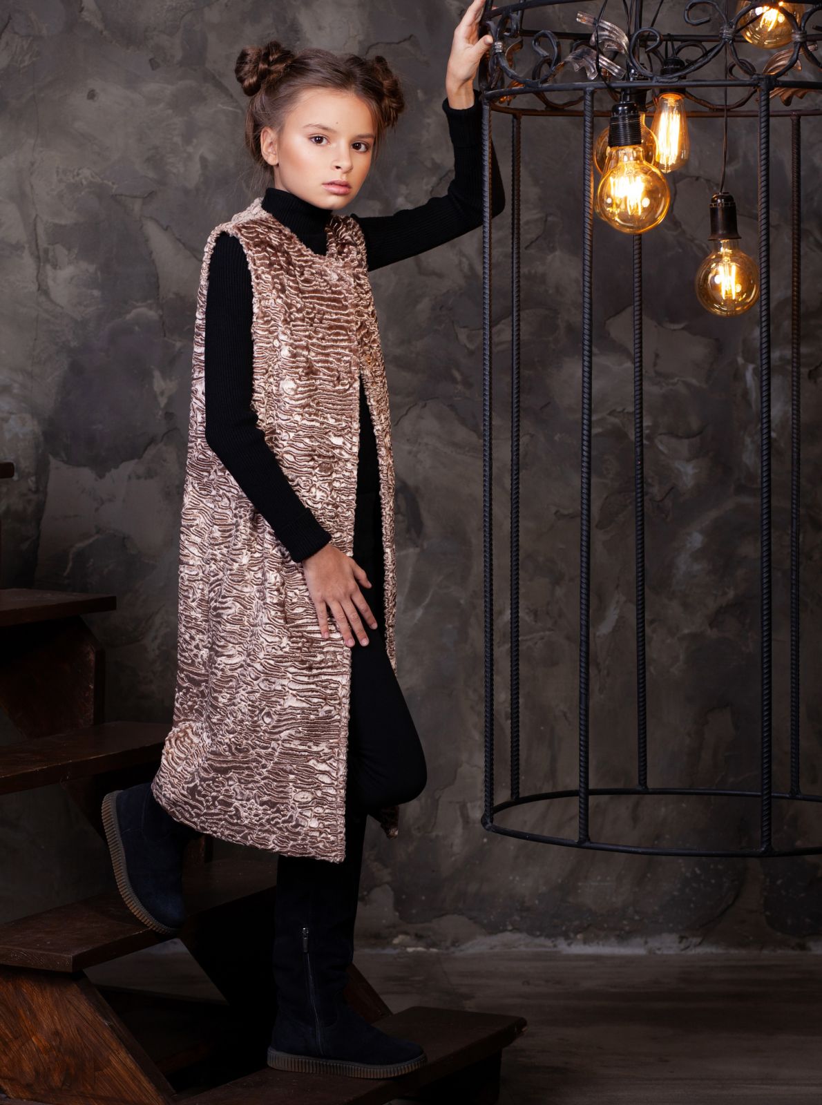 Photo #1 - Kids vest eco fur Tissavel - astrakhan onyx