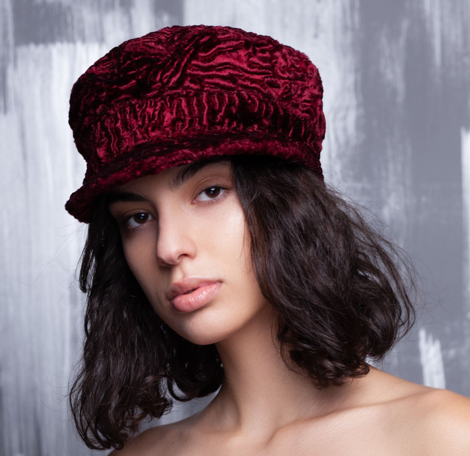 Photo #2 - Baker boy hat eco fur Tissavel - astrakhan garnet