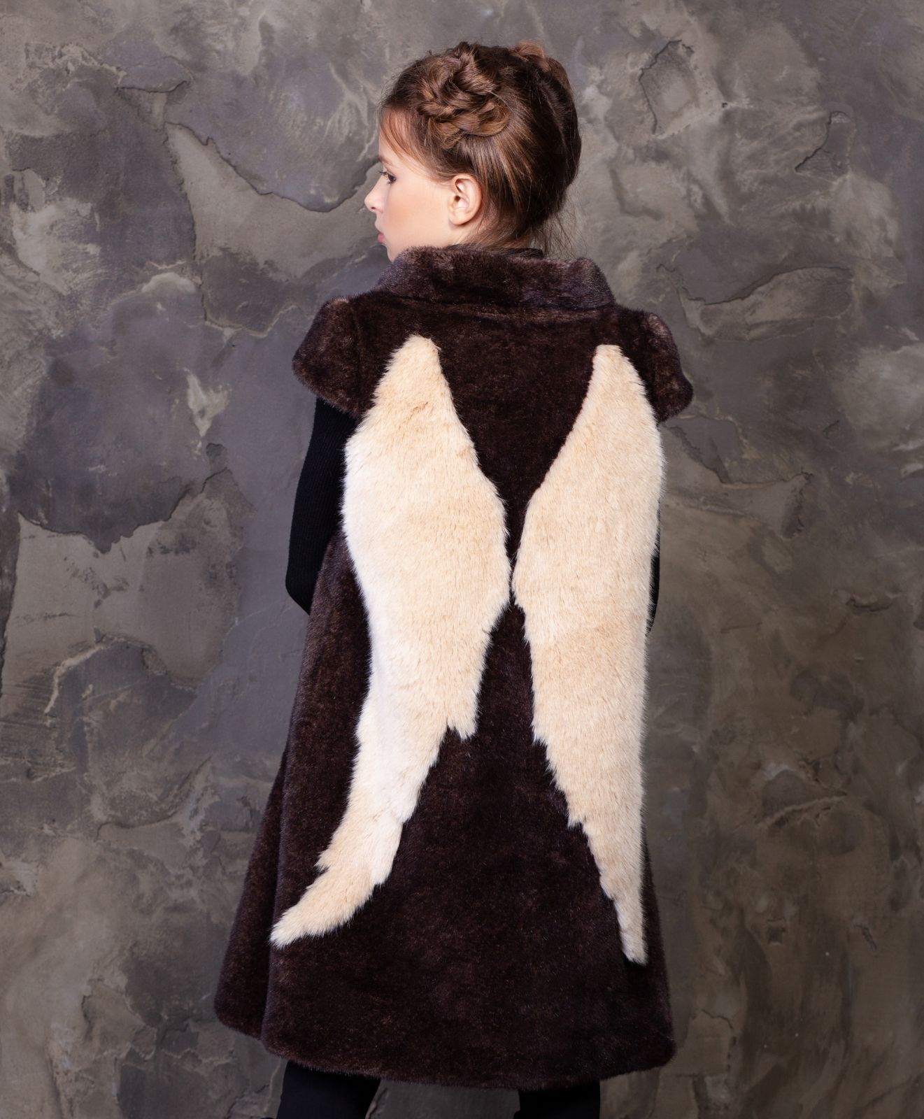 Photo #4 - Kids vest eco fur Tissavel - mink cappuccino