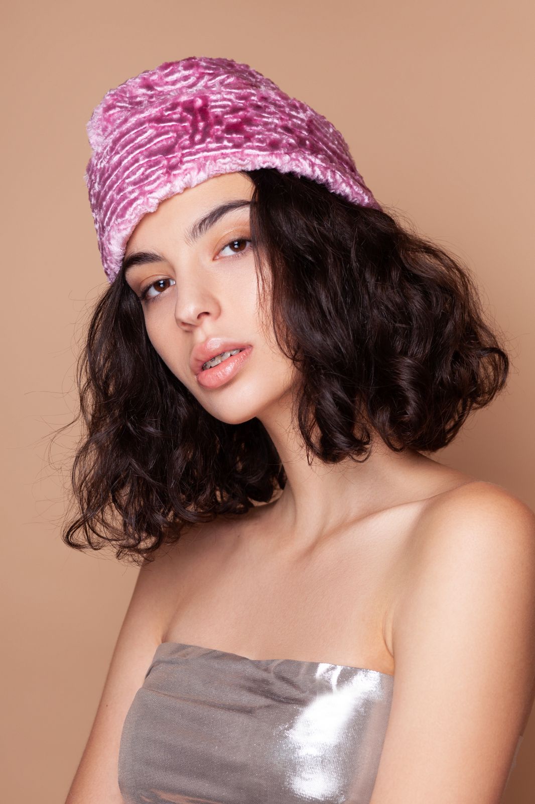 Photo #1 - Forage cap double sided eco fur Tissavel - astrakhan quartz